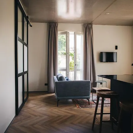 Dudok Studio's Arnhem-oosterbeek Apartment
