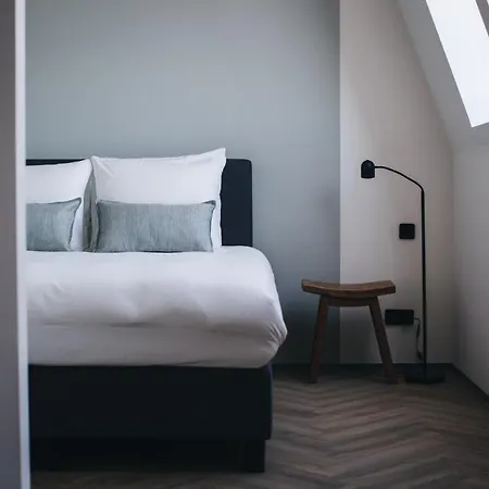 Dudok Studio's Arnhem-oosterbeek Apartment Oosterbeek